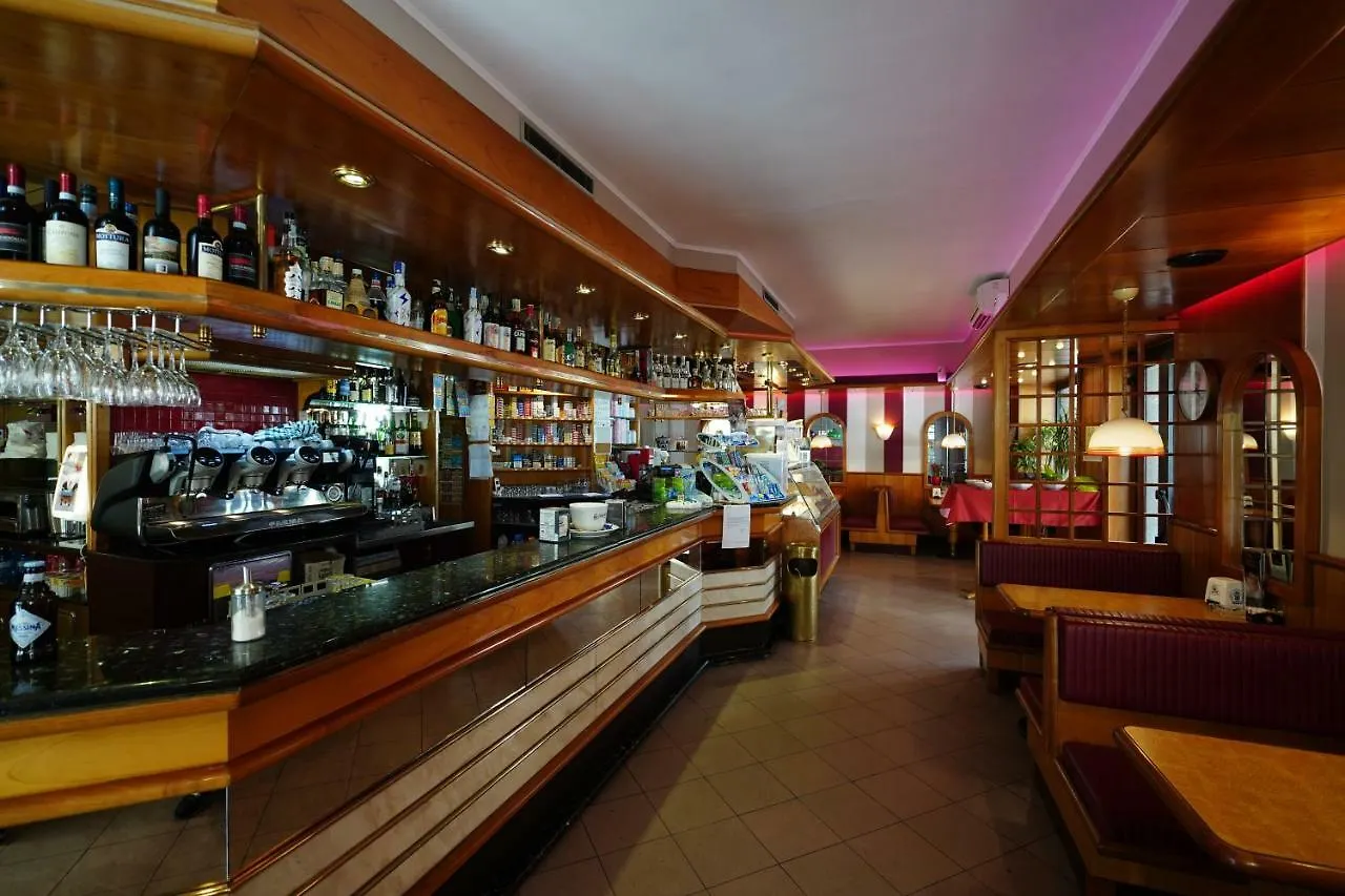 Hotel Mediavalle Gallicano 3*,