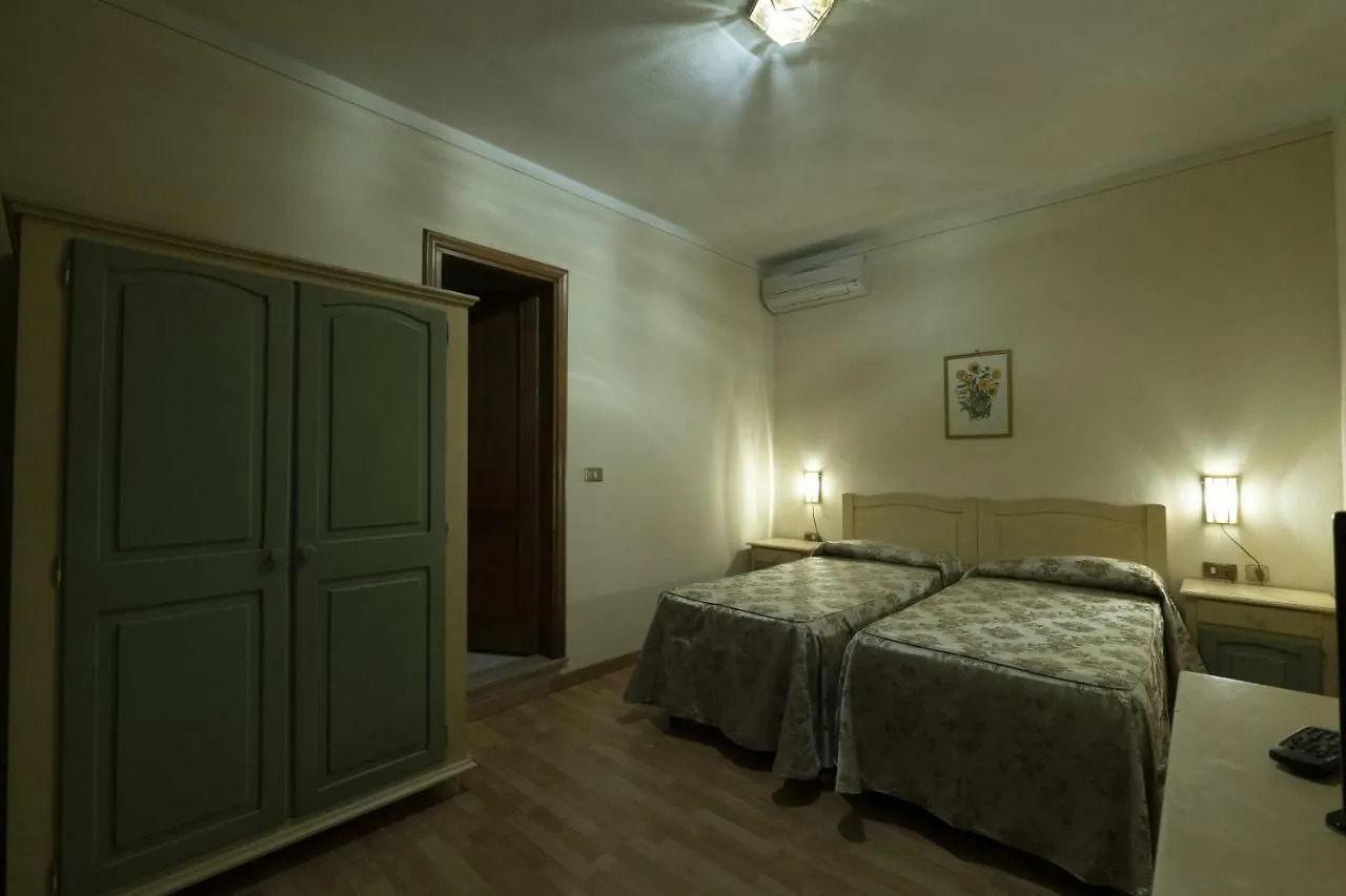 ***  Hotel Mediavalle Gallicano Italy